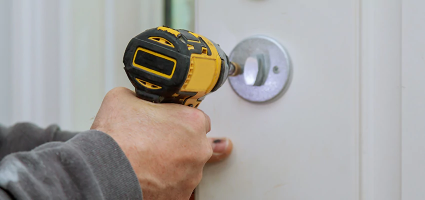 Street Locksmith For Smart Lock Repair in Strawberry, CA