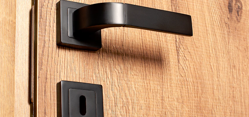 Weekend Lockout Assistance Troubleshooting in Strawberry, California